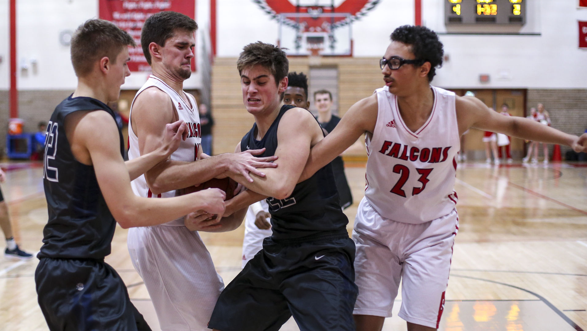 013018-PLEASANT-VALLEY-WEST-BASKETBALL-030